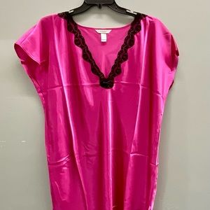 Delicates Woman Satin nightgown.  BRAND NEW1